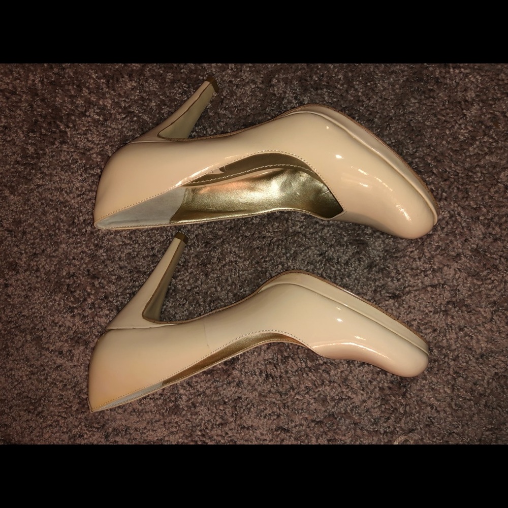 Women’s high heels